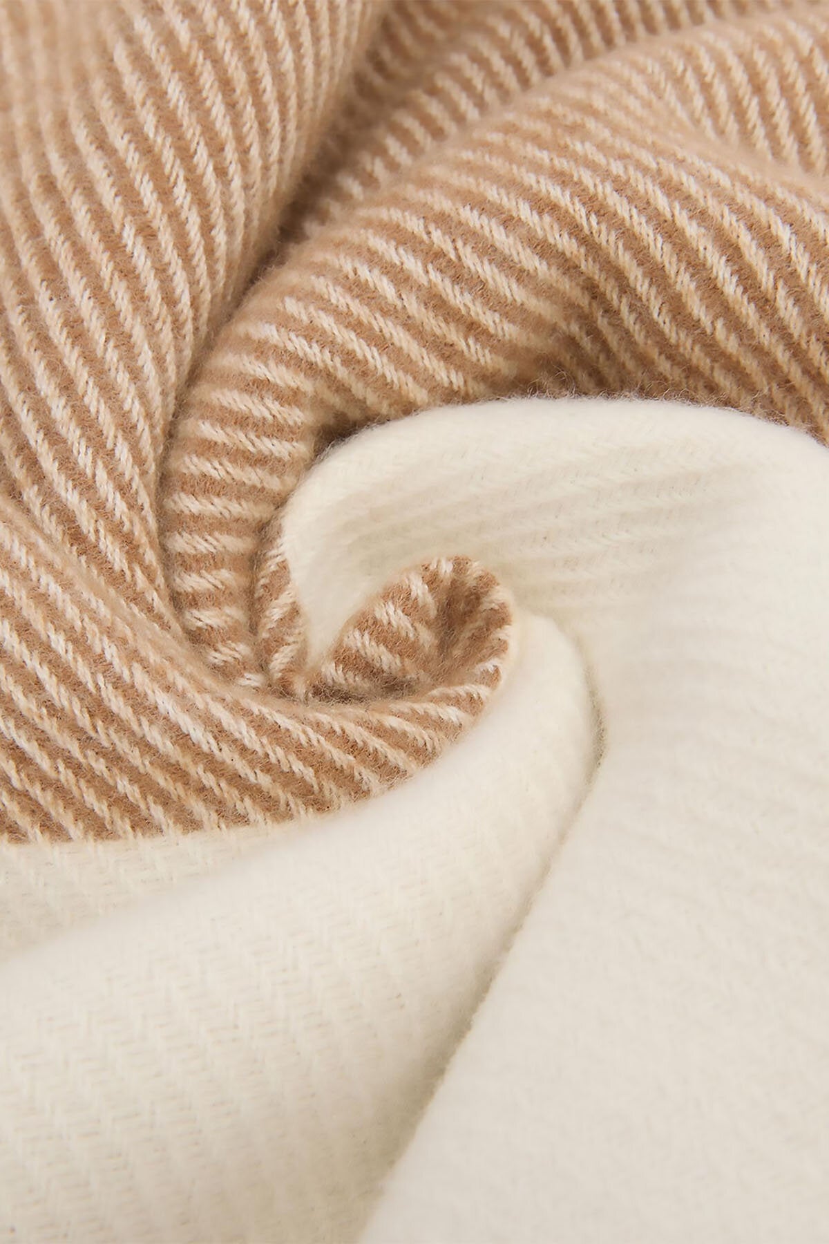 Harriet Scarf
