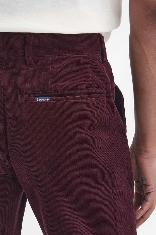 Maßgeschneiderte Stretch-Kord-Hose